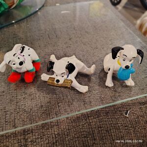 Disney 101 Dalmatians PVC Figures Lot of 3 Puppies Bone Christmas Boots 2006